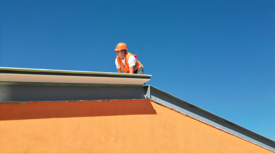 Rénover sa toiture ou la changer totalement ? Alma Toit, couvreur à Valence vous explique.
